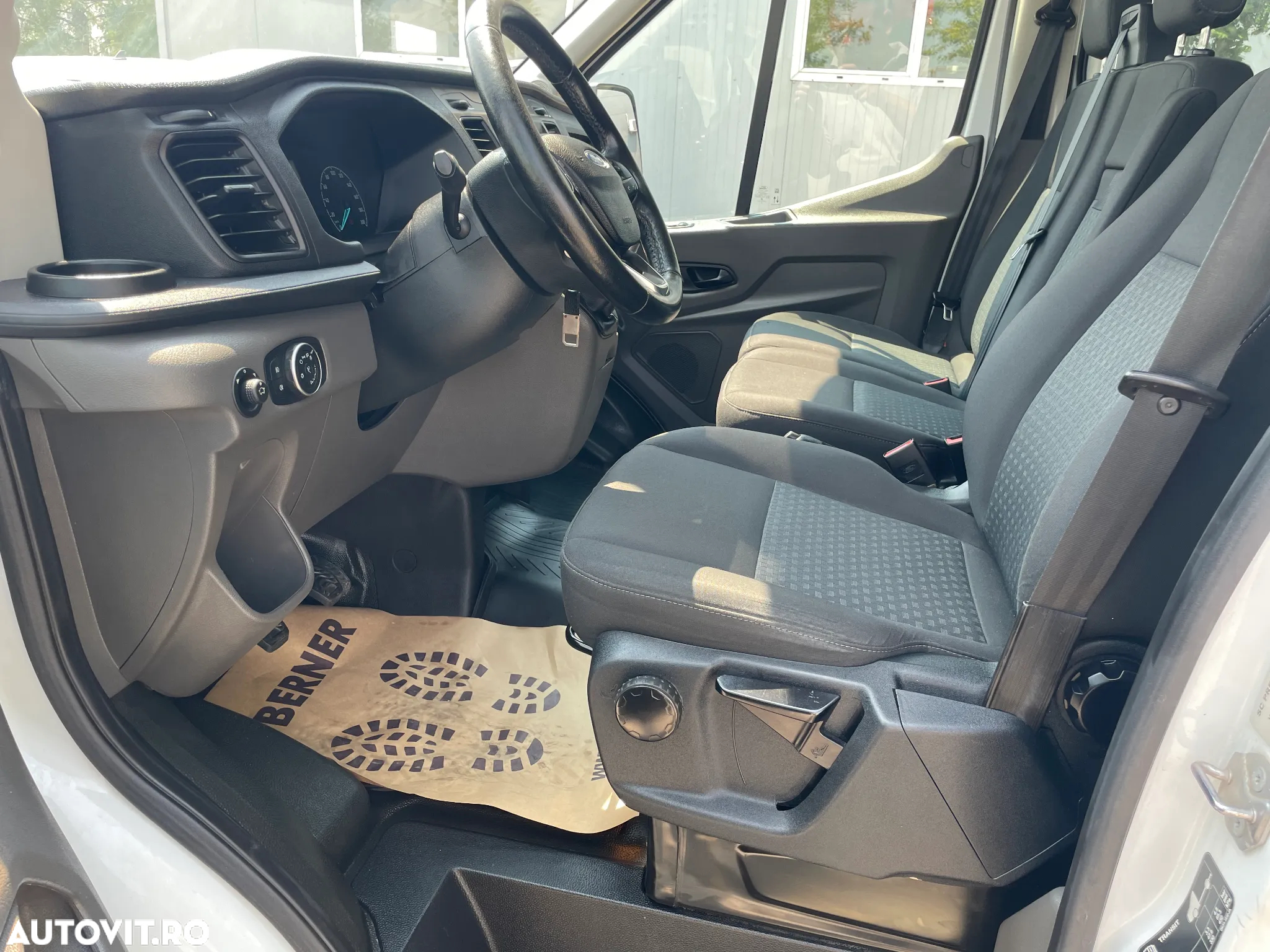 Ford TRANSIT D-CAB 2.0 TDCi 130 CP 7 locuri Bena Aluminiu 3200Lx2200l - 9
