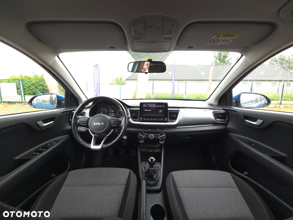 Kia Stonic 1.2 L Business Line - 34