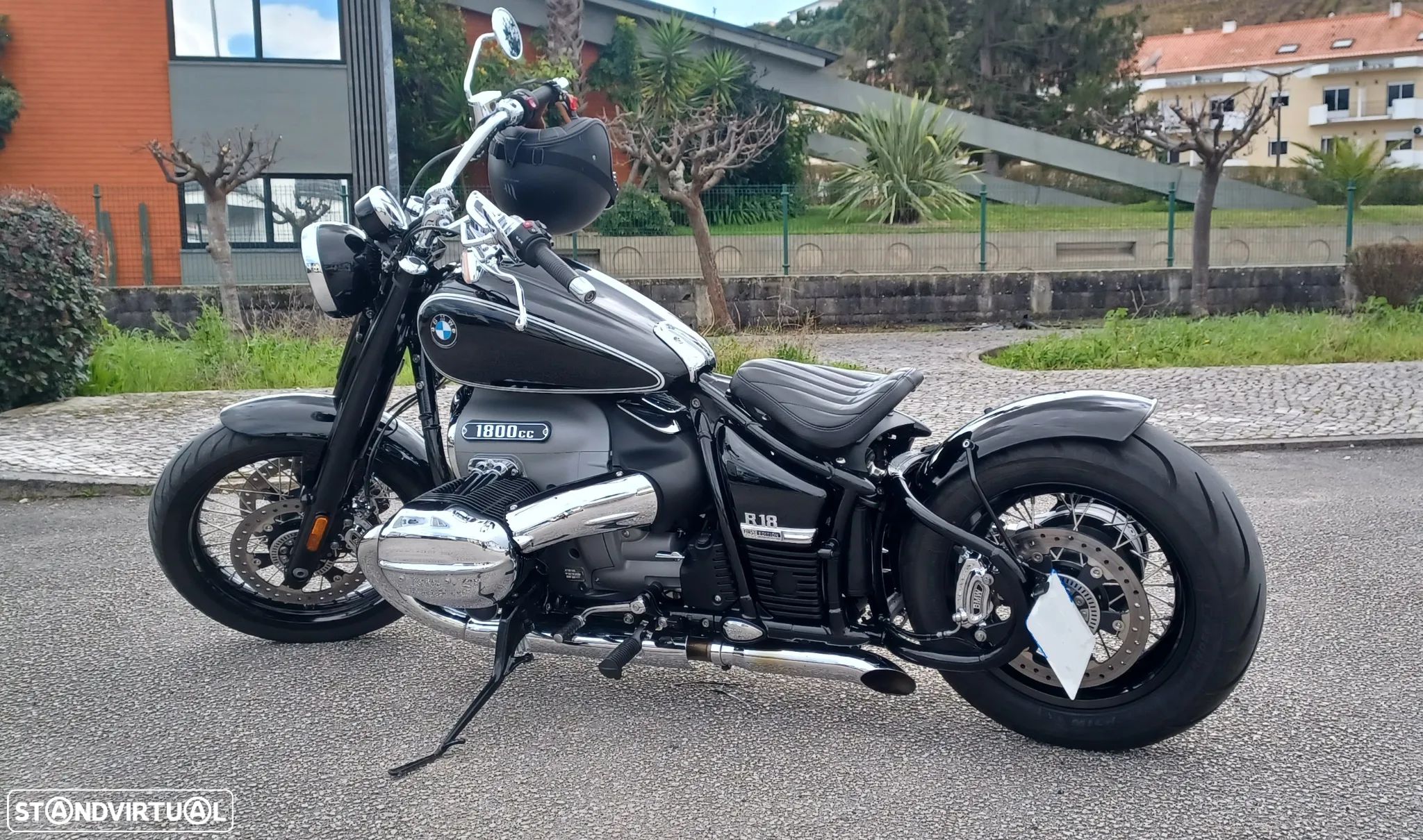 BMW R 18 Bobber - 1