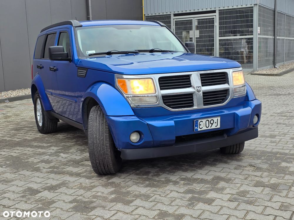 Dodge Nitro 3.7 V6 SLT 4WD - 2