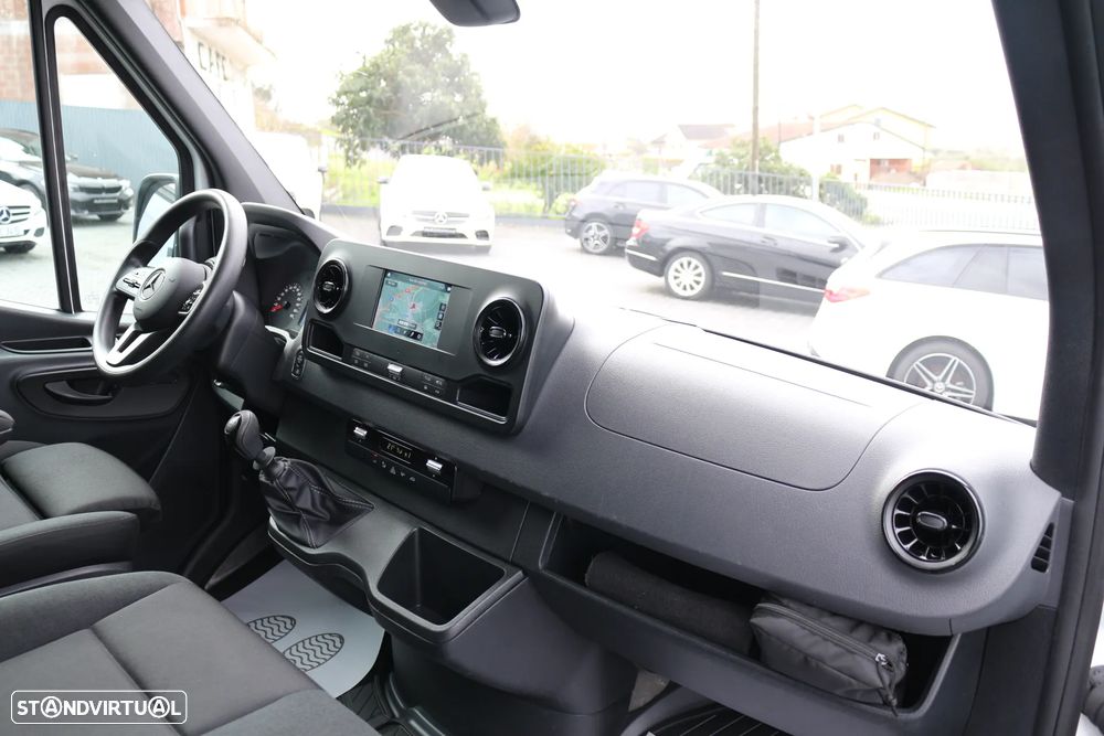 Mercedes-Benz 317 CDI L3 - 11