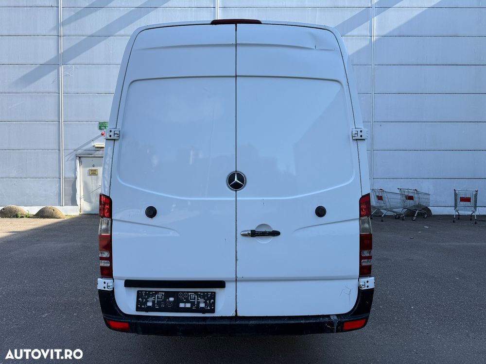 Mercedes-Benz Sprinter - 6