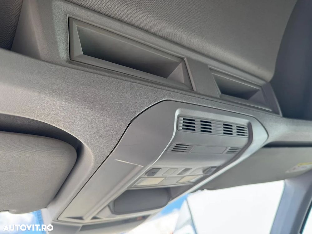 Volkswagen CRAFTER - 16