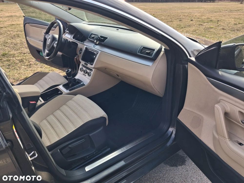 Volkswagen CC - 24