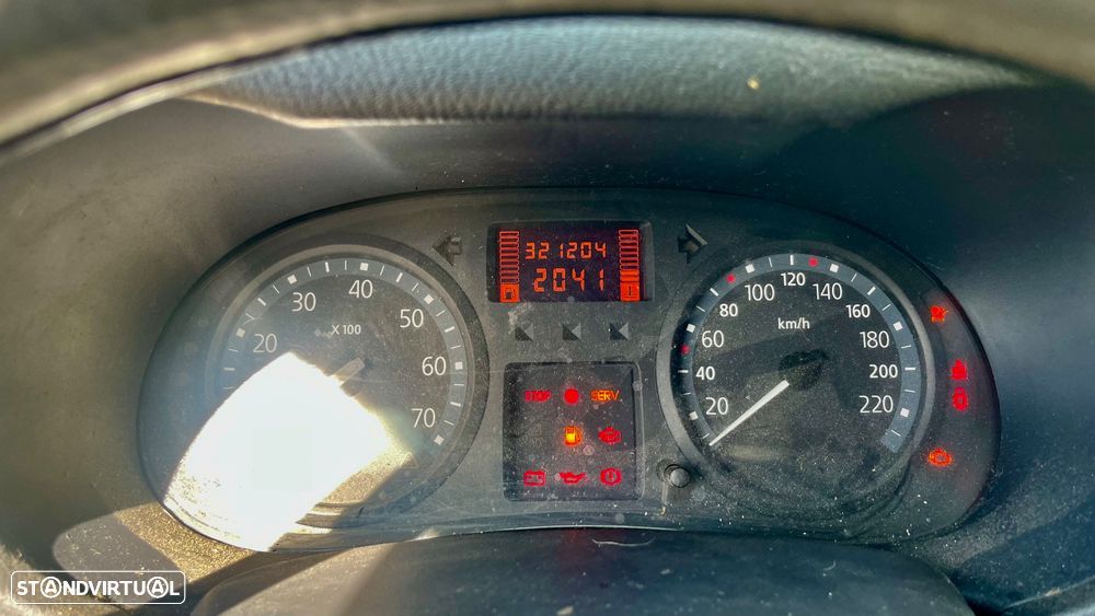 Renault Clio 1.5 DCI VAN - 13