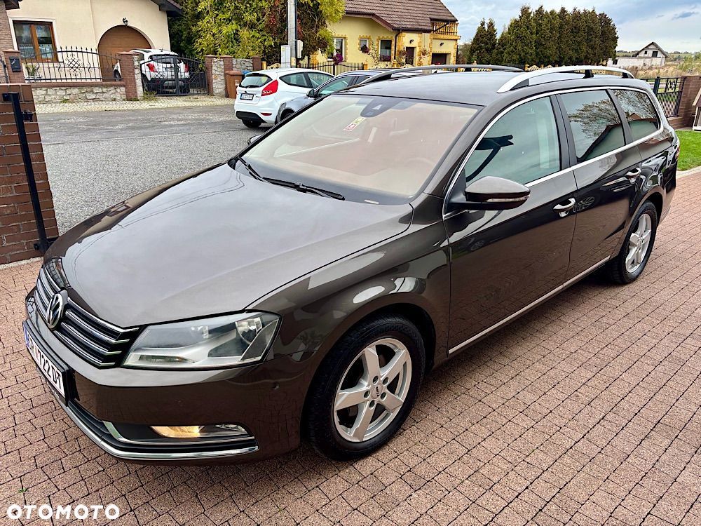 Volkswagen Passat 1.6 TDI Trendline - 24