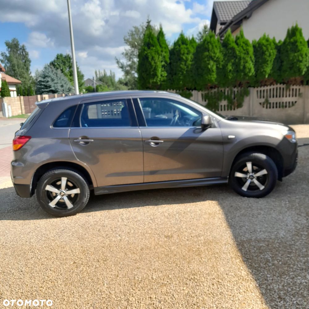 Mitsubishi ASX - 6