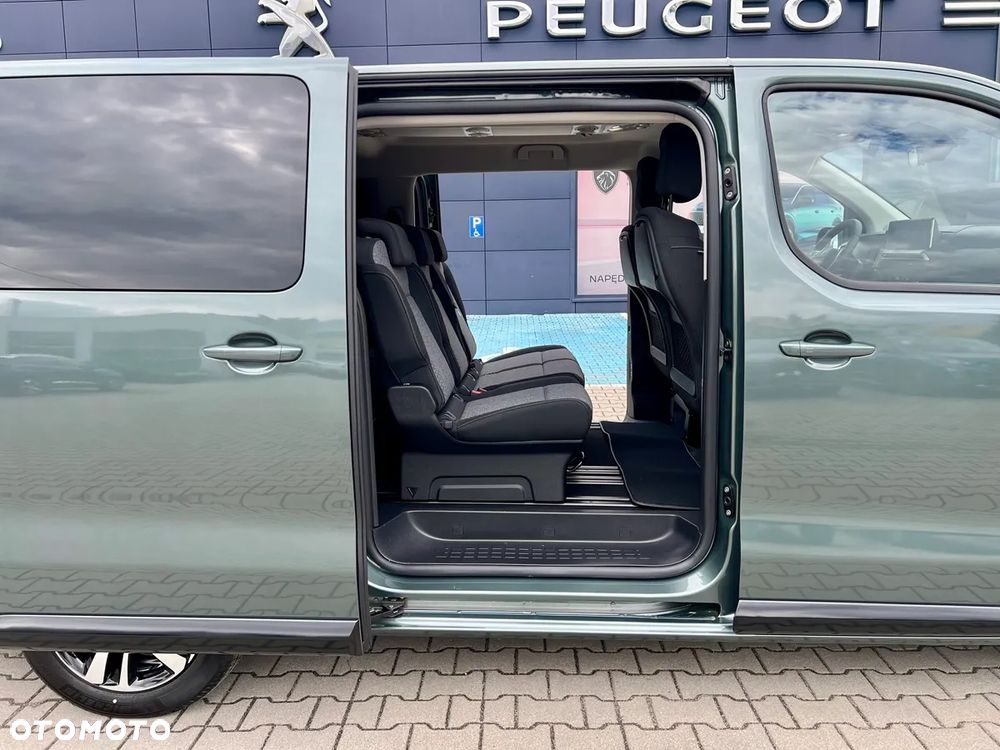 Peugeot Traveller 2.2 BlueHDi Long Business EAT8 - 10