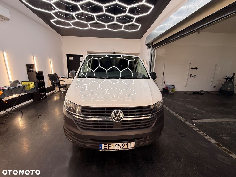 Volkswagen Transporter - 18