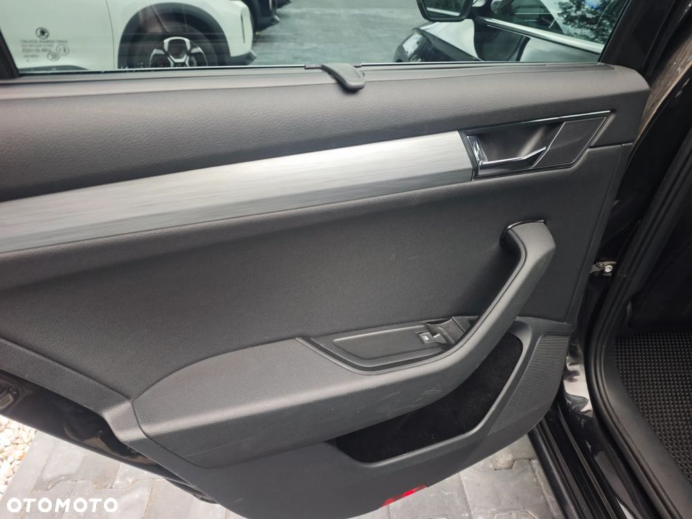Skoda Superb 2.0 TDI SCR 4x4 Ambition DSG - 32