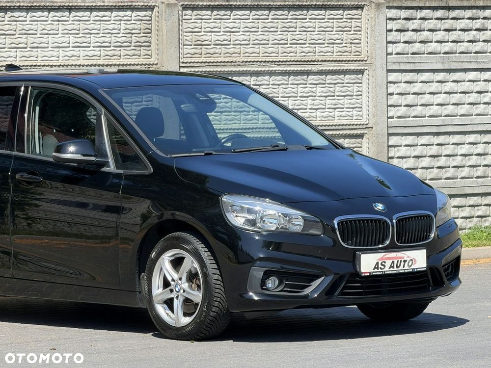 BMW Seria 2 218d - 31