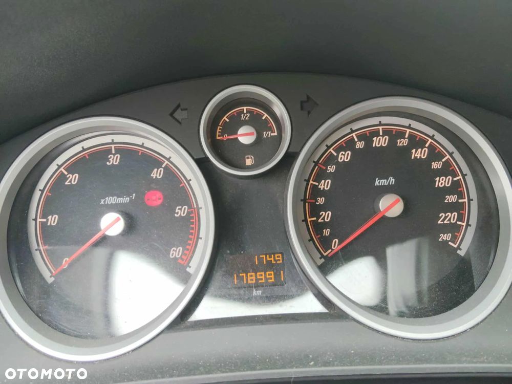 Opel Astra III 1.7 CDTI - 7