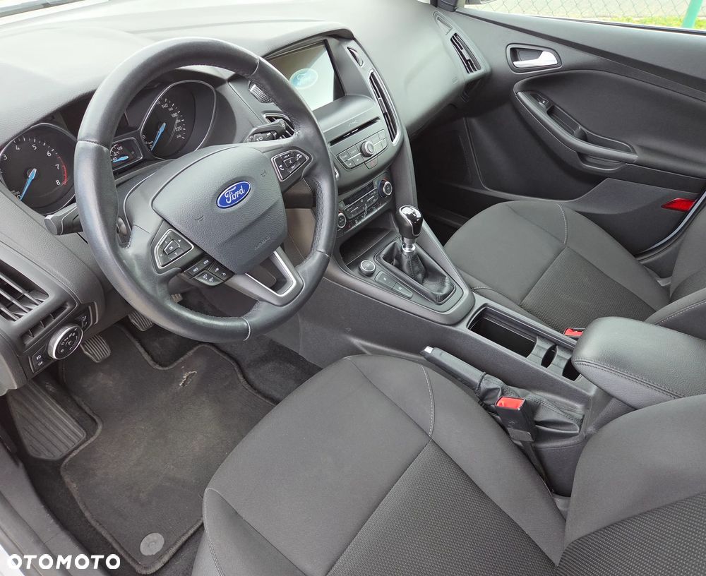 Ford Focus 1.0 EcoBoost Trend Edition Business - 5