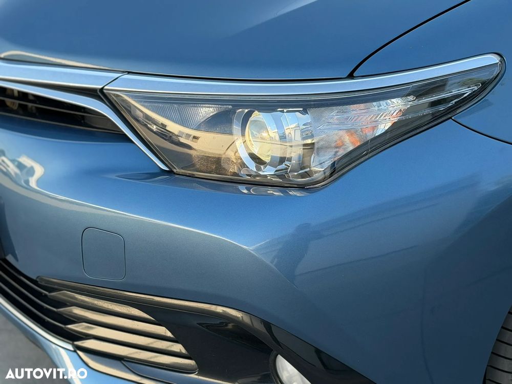 Toyota Auris - 15
