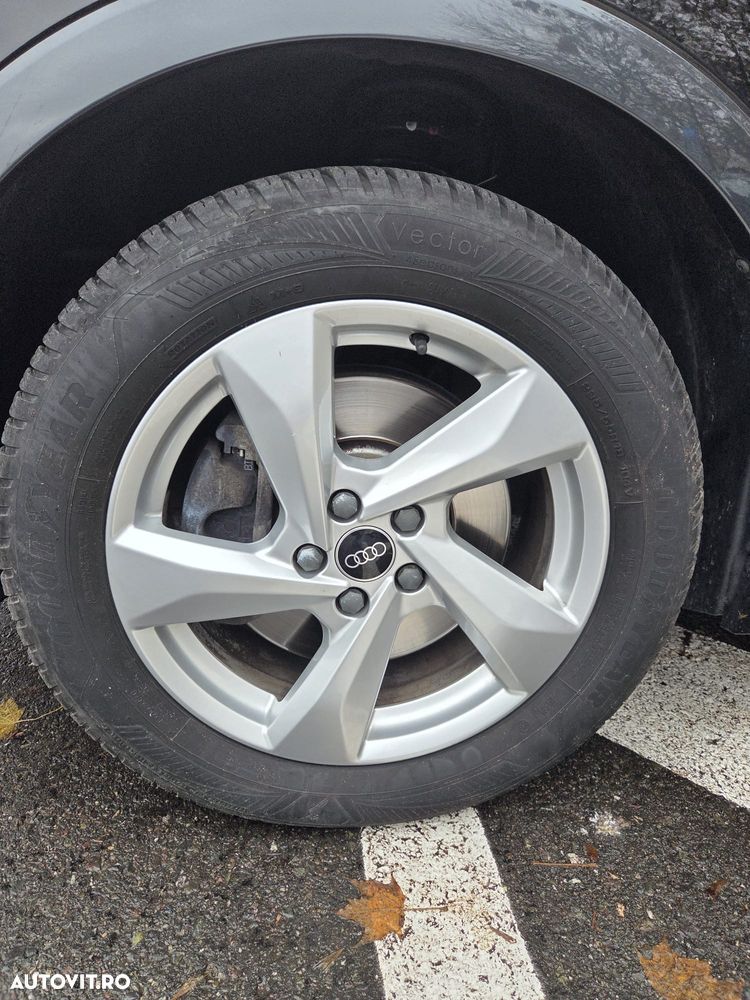 Audi Q3 2.0 40 TFSI S tronic quattro Advanced - 31