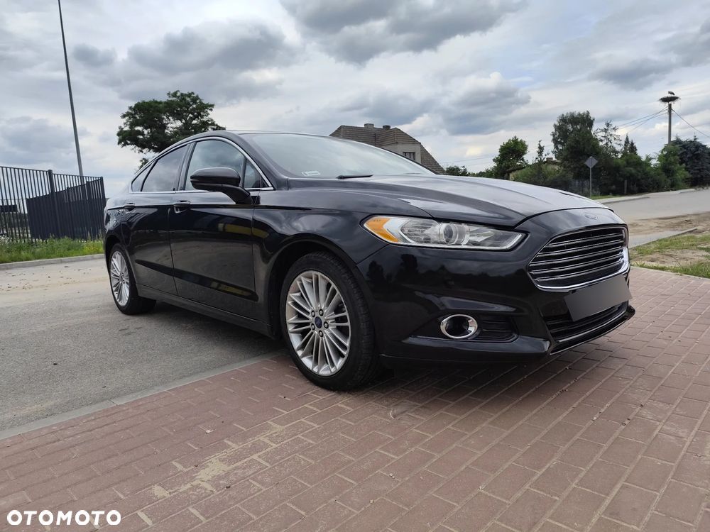 Ford Fusion - 2