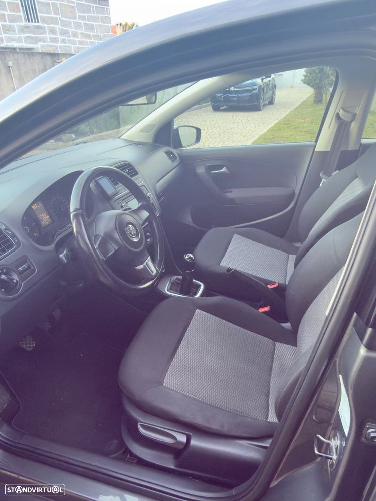 VW Polo 1.6 TDI Confortline BlueMotion - 5