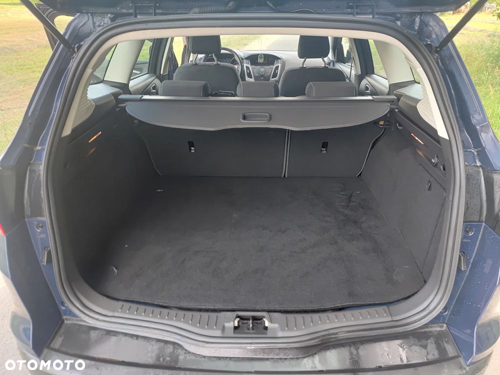 Ford Focus SW - 19