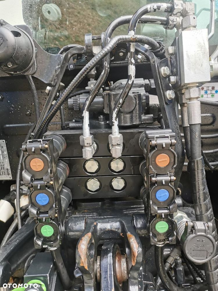 New Holland T 5.85 , ROK 2021 /FPT bez AdBlue - 18