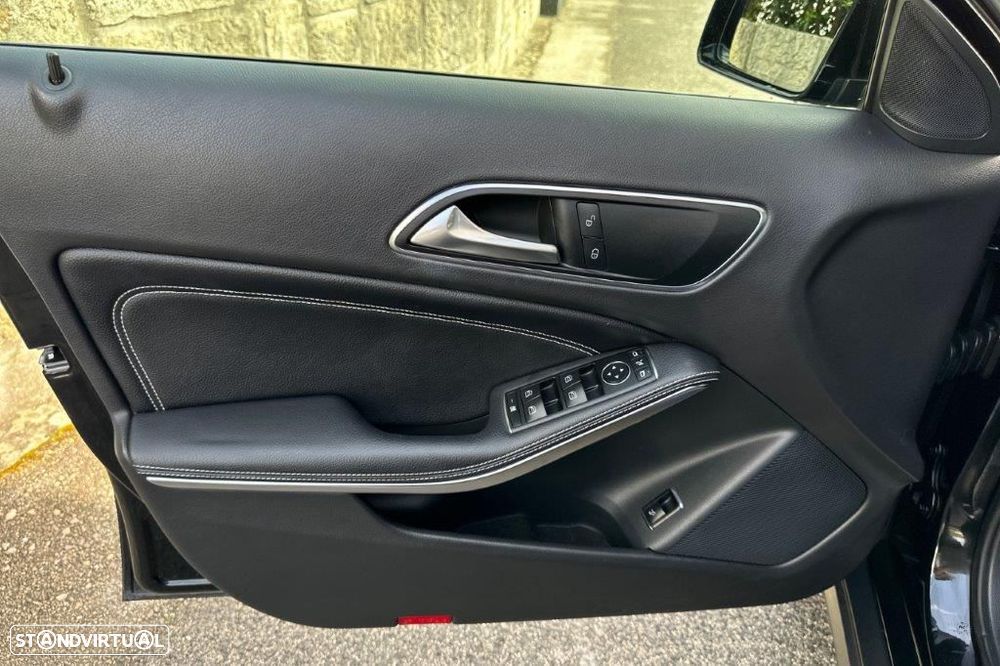 Mercedes-Benz GLA 200 d Urban Aut. - 16