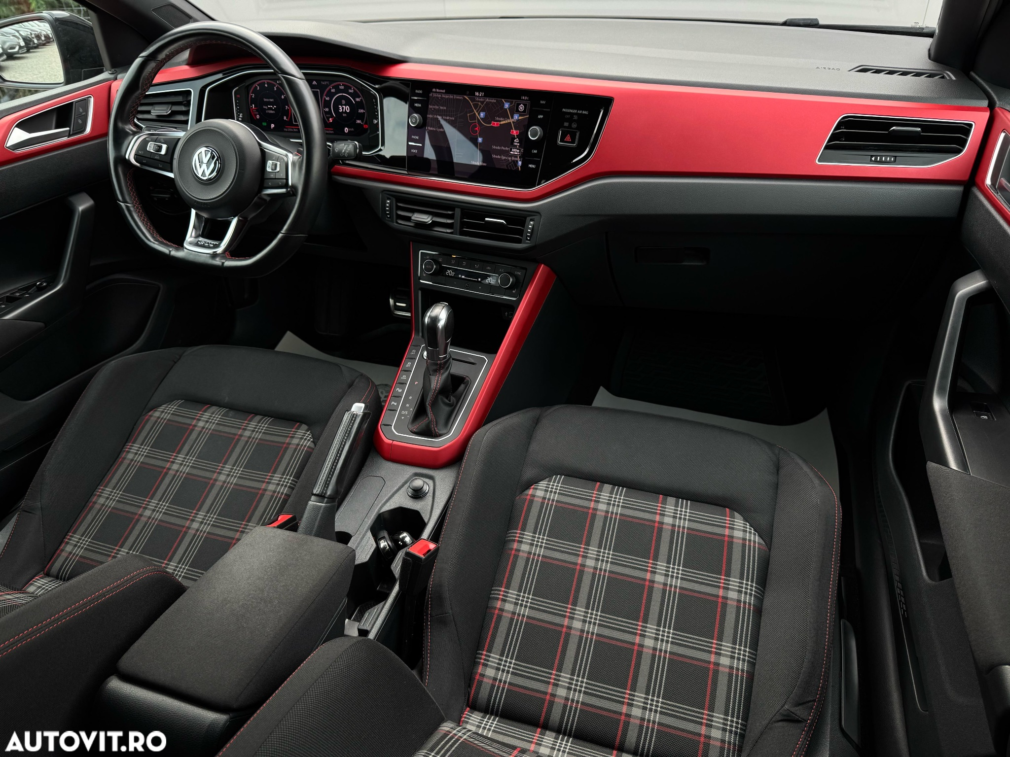 Volkswagen Polo 2.0 TSI OPF DSG GTI - 6