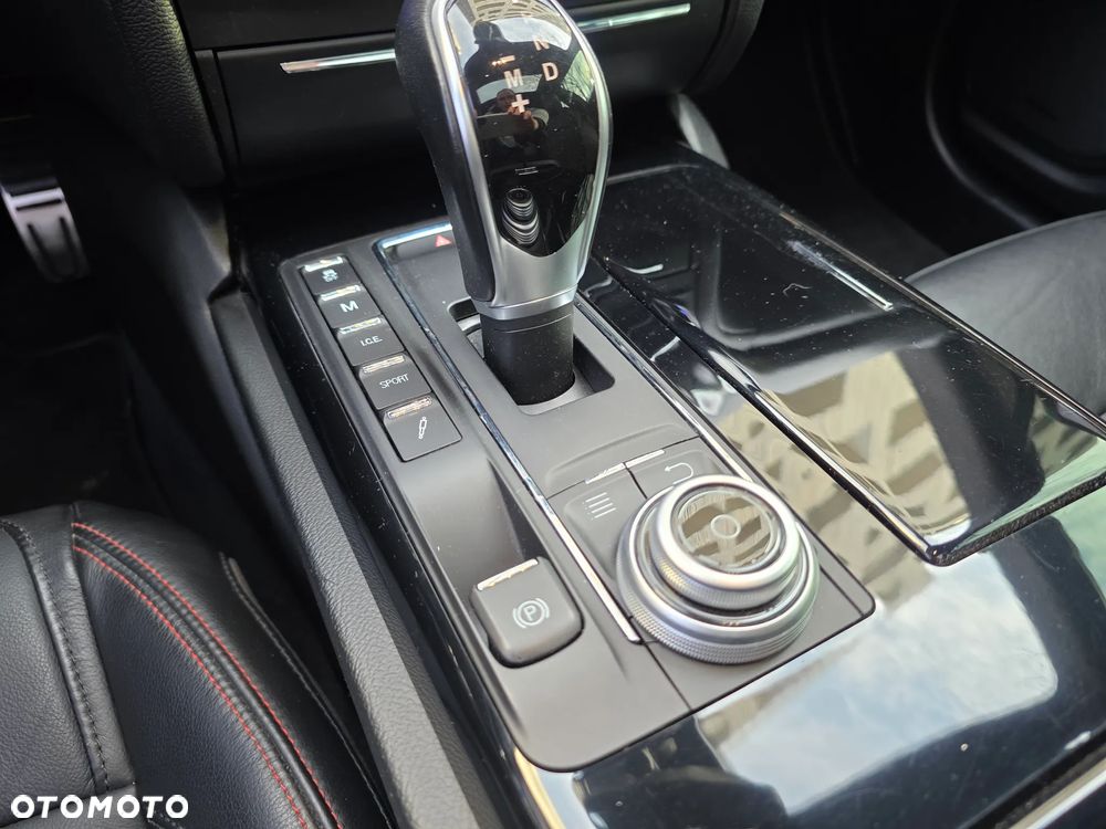 Maserati Ghibli S GranSport - 16