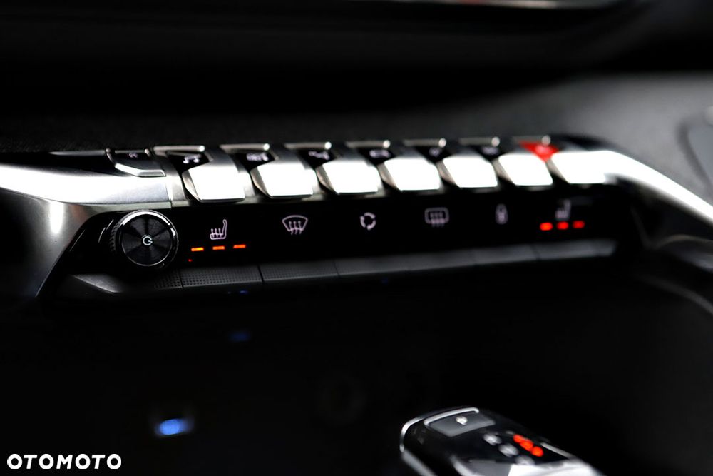 Peugeot 5008 BlueHDI 120 EAT6 Stop & Start Allure - 32