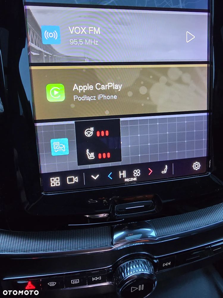 Volvo XC 60 B4 D AWD Ultimate Bright - 24