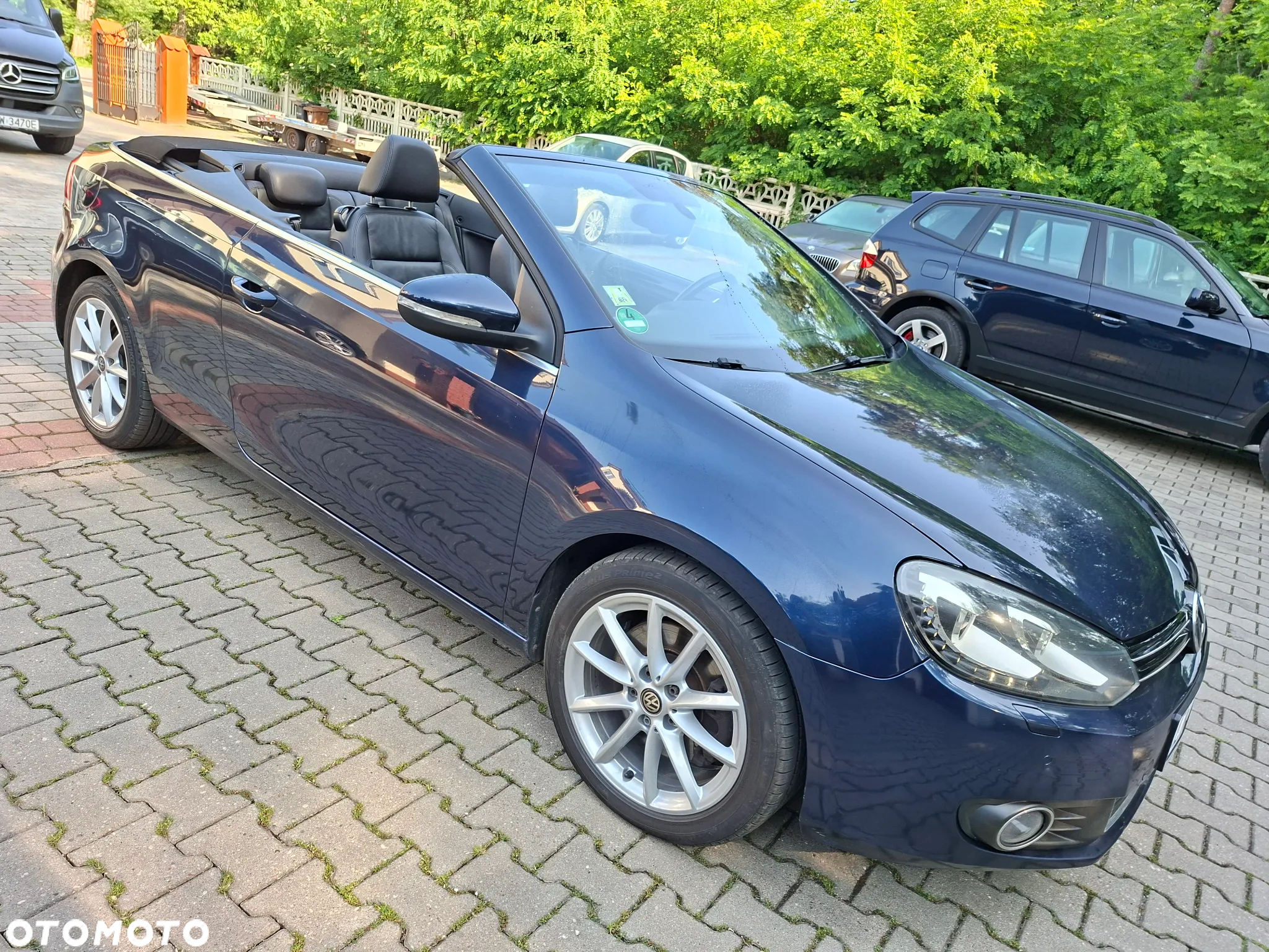 Volkswagen Golf Cabrio 2.0 TDI BlueMotion Technology Exclusive - 26