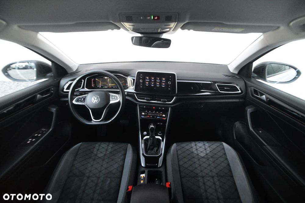 Volkswagen T-Roc - 28