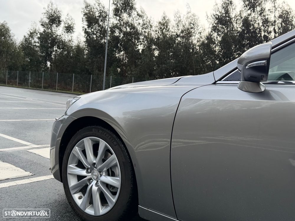 Lexus IS 300H Pack Executive+ - 24