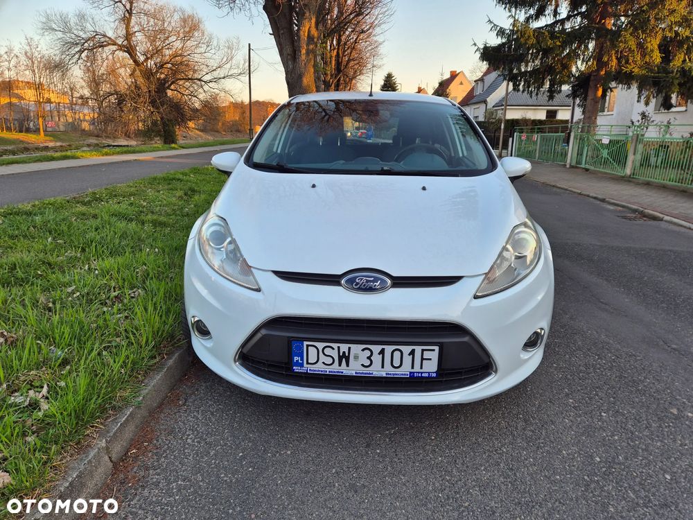 Ford Fiesta 1.25 Titanium - 10