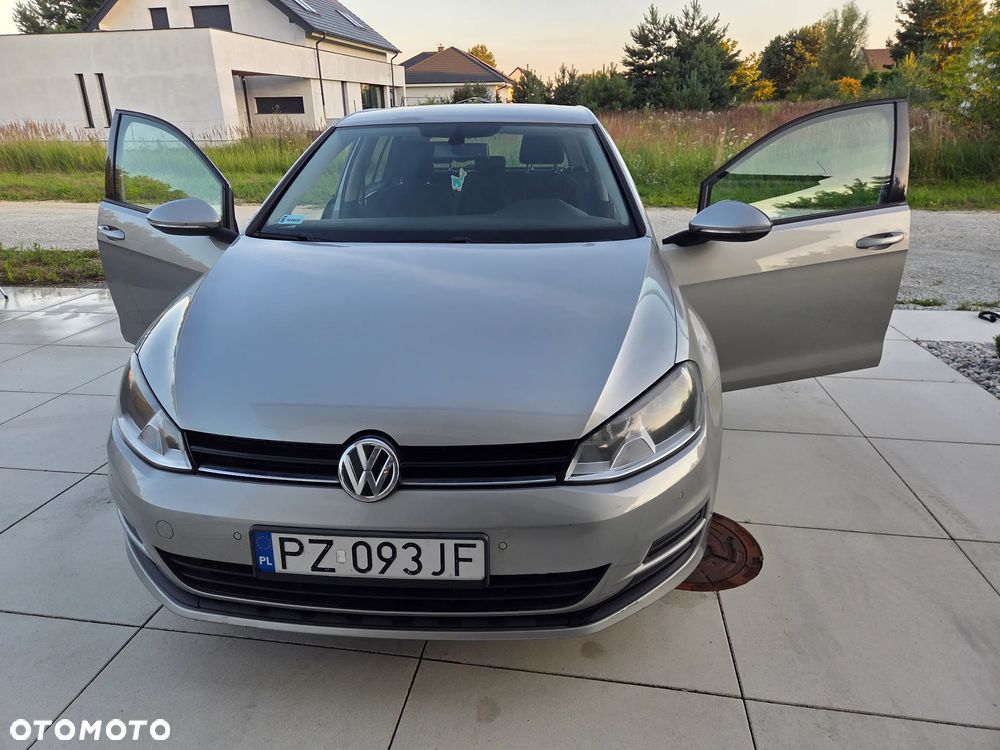 Volkswagen Golf 1.2 TSI BMT Trendline - 5