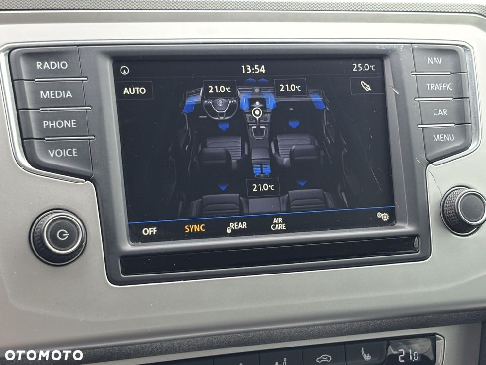 Volkswagen Passat 1.4 TSI BMT ACT Comfortline - 24
