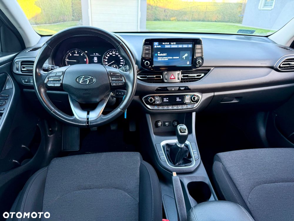 Hyundai i30 1.6 D Comfort - 10