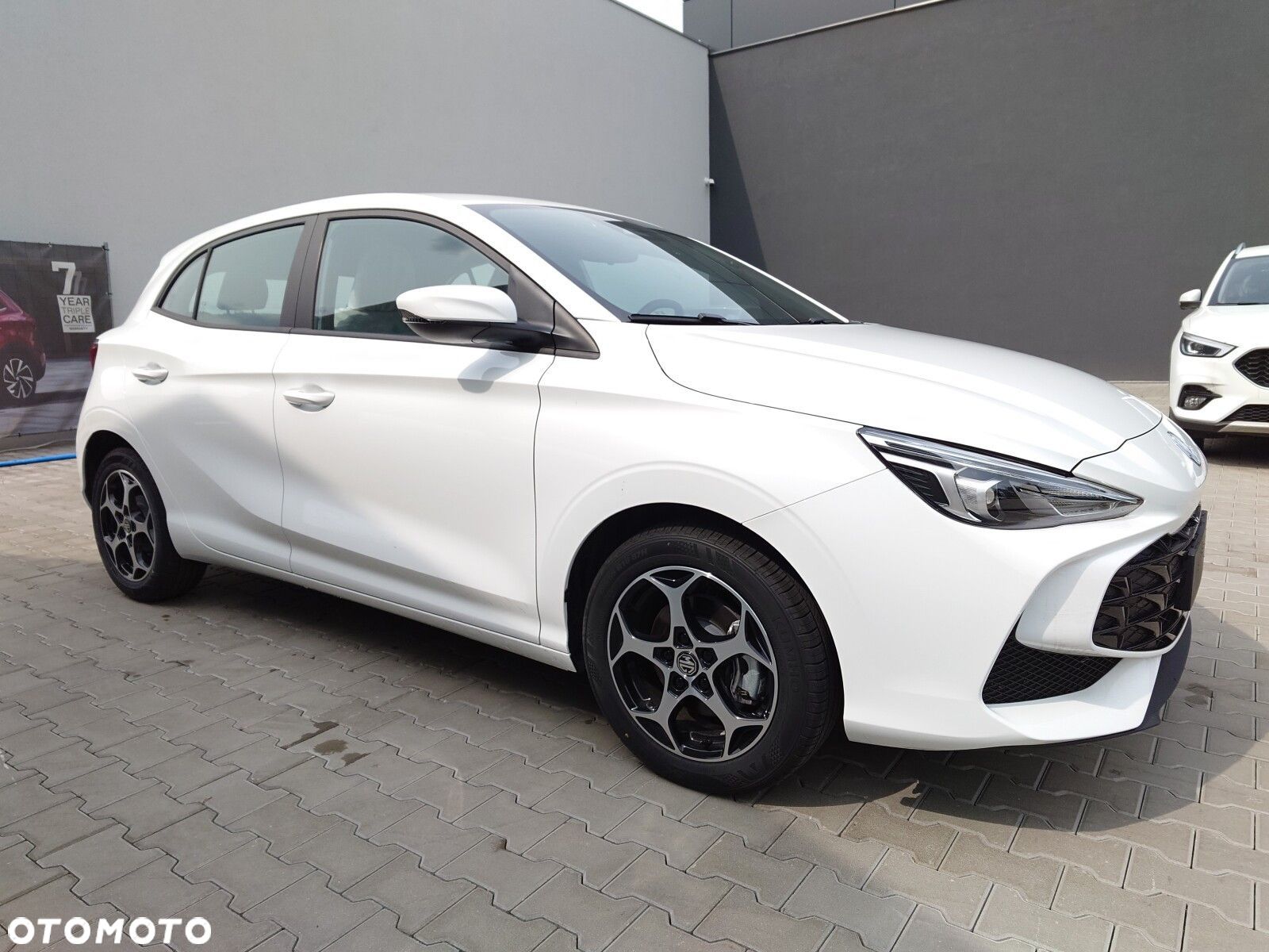 MG MG3 - 1