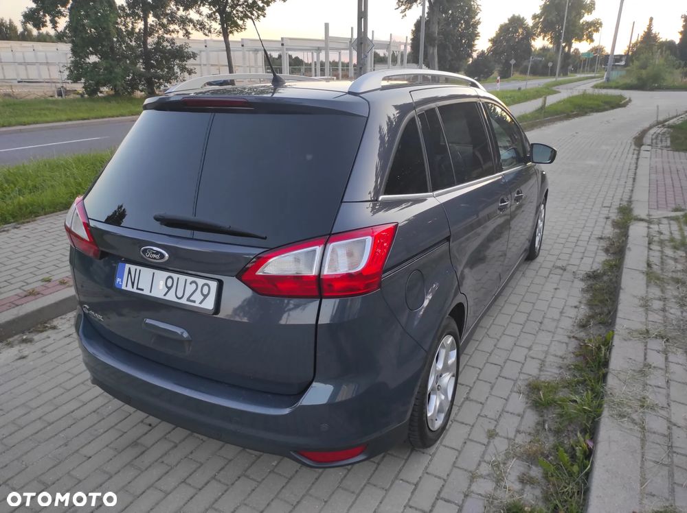Ford Grand C-MAX - 4