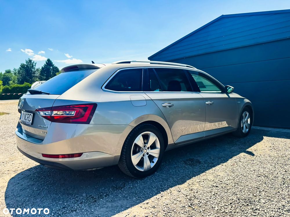 Skoda Superb 1.4 TSI ACT 4x4 Style - 9
