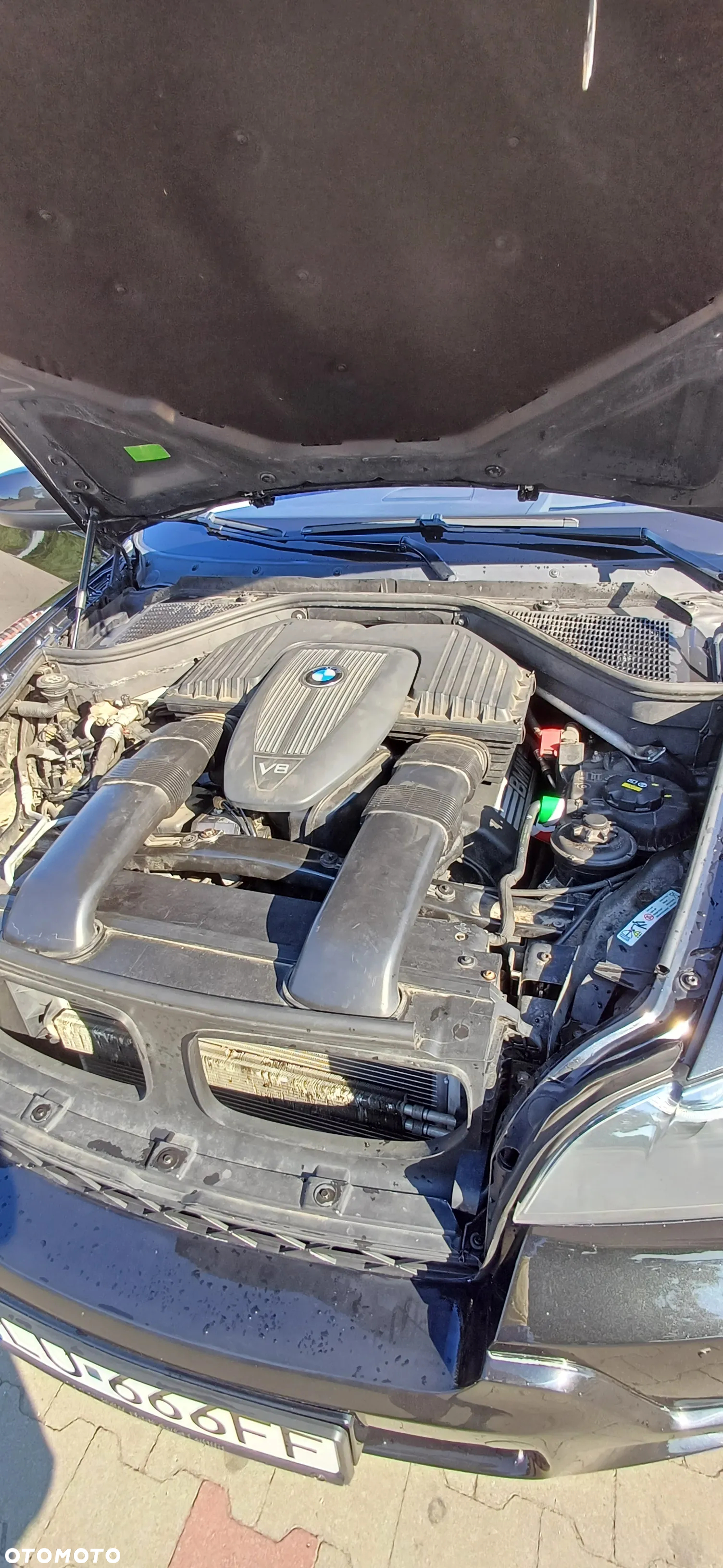 BMW X5 4.8i xDrive - 11