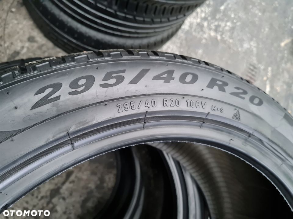 2x PIRELLI Scorpion Winter NO 295/40R20 5,6mm 6,1mm 2017 - 3