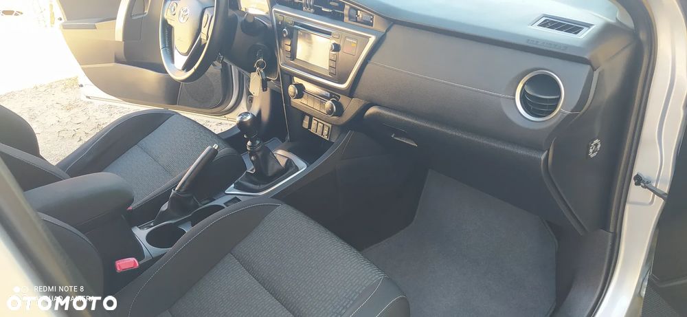 Toyota Auris 1.6 Valvematic Edition - 22