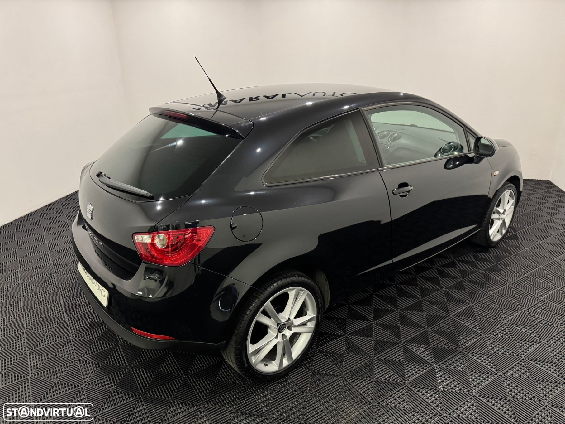 SEAT Ibiza SC 1.2 TDi Sport DPF - 21