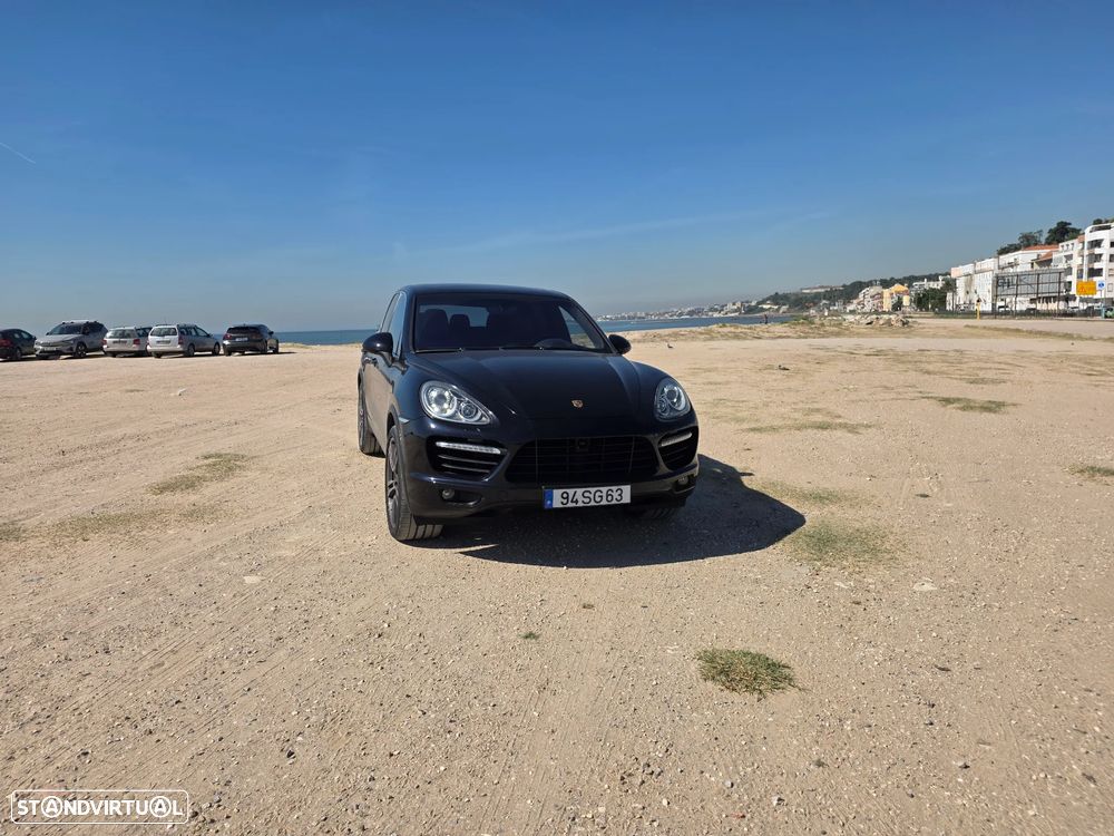 Porsche Cayenne Turbo Tiptronic S - 37