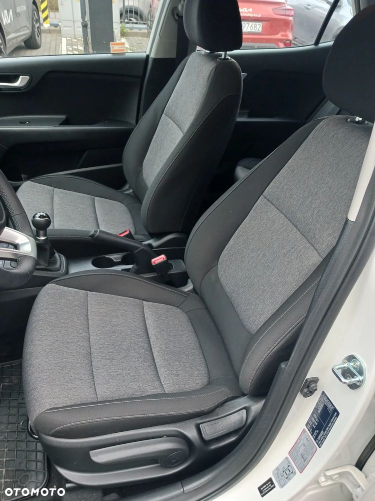 Kia Stonic 1.2 M - 9