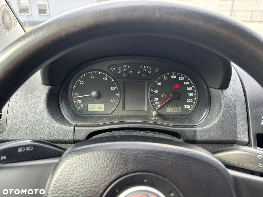 Volkswagen Polo 1.4 16V Basis - 14