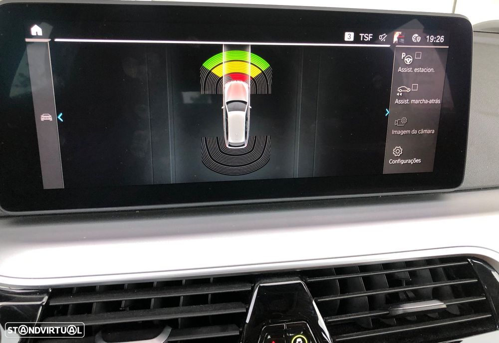 BMW 530 e Line Luxury - 25