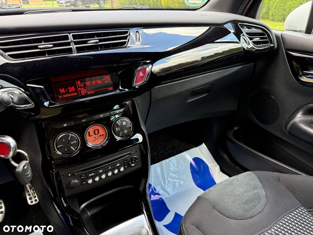 Citroën DS3 VTi 120 Opera Blue - 25