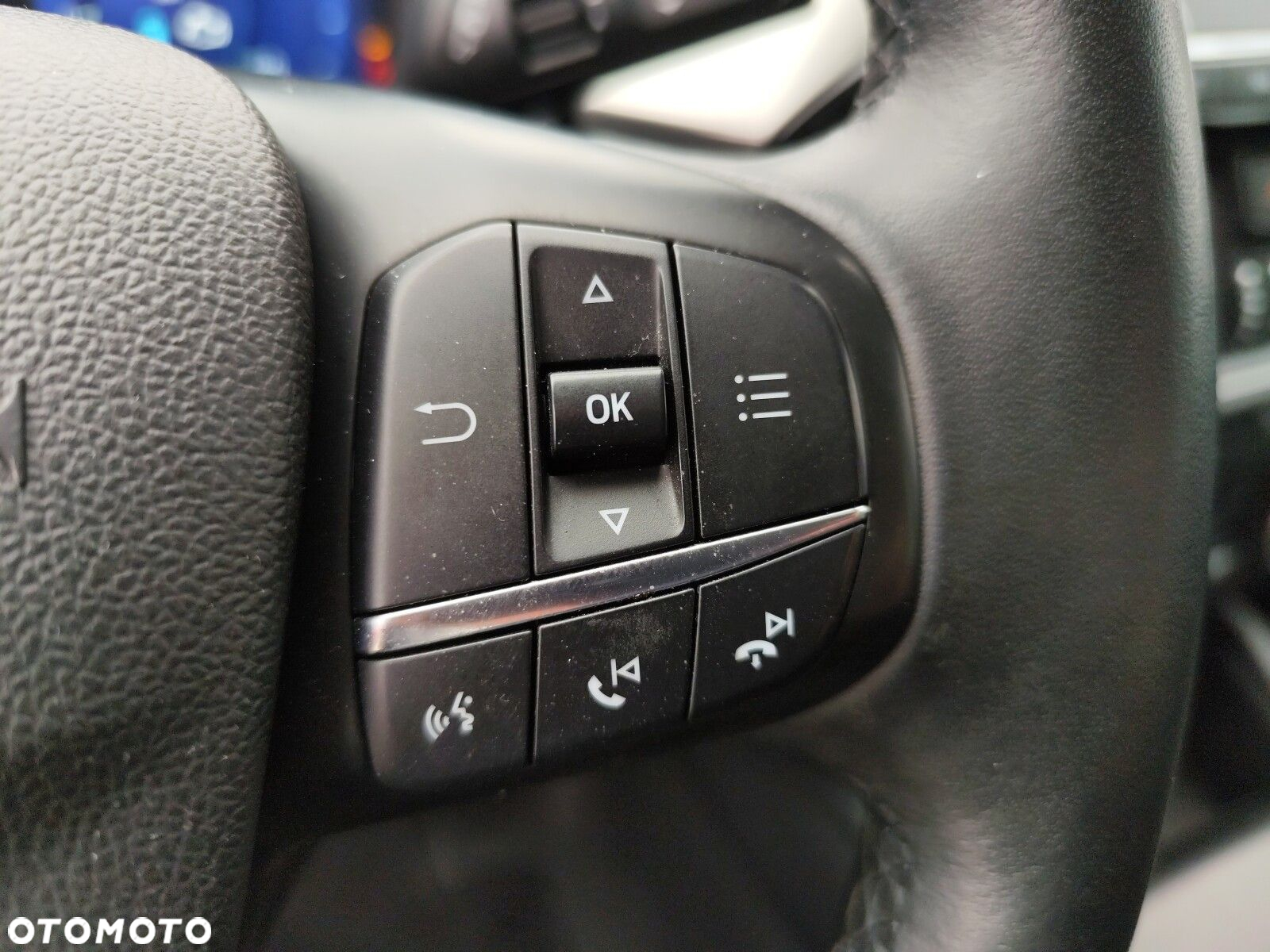 Ford Kuga - 23