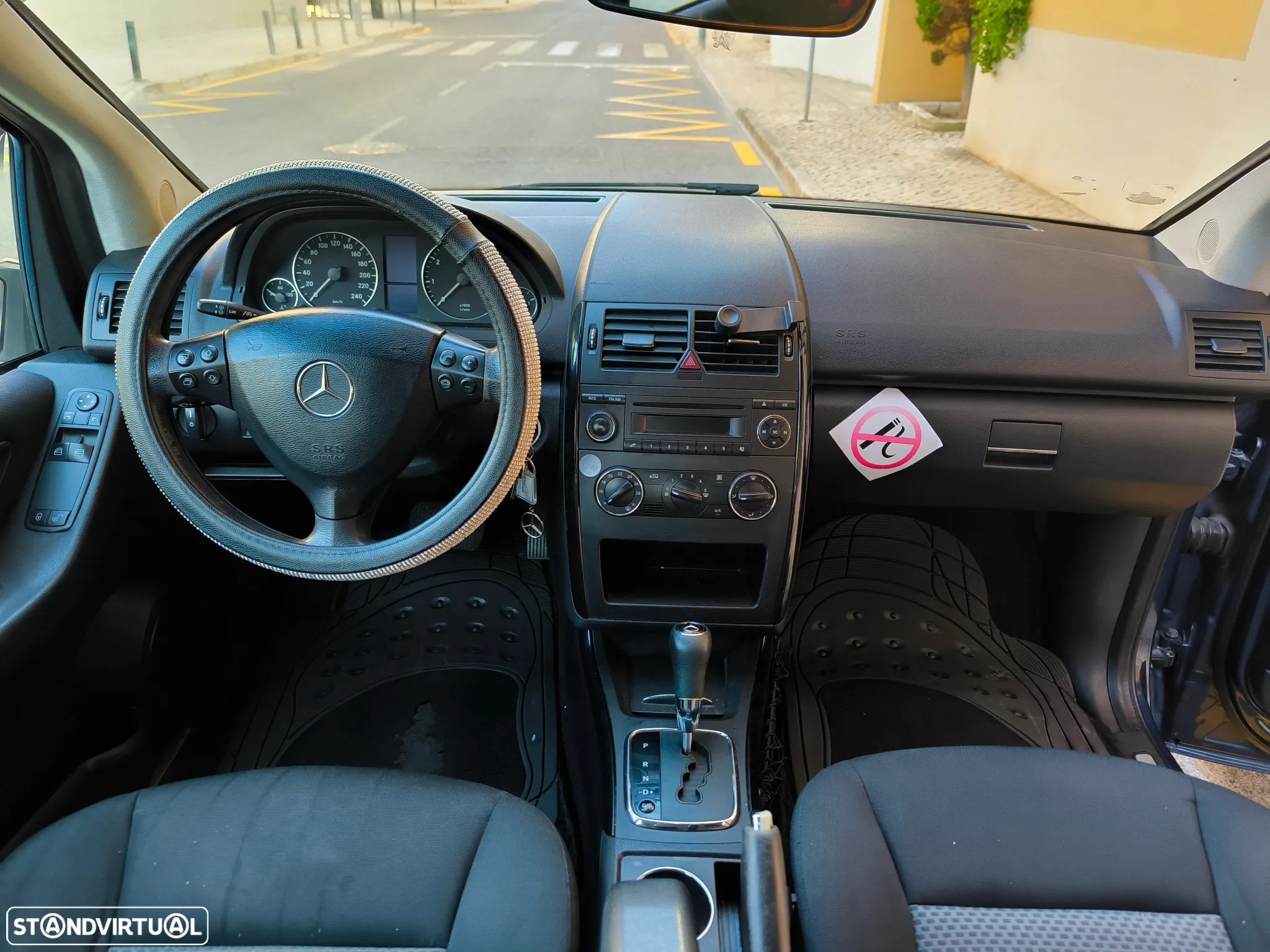 Mercedes-Benz A 150 Classic Automatic - 10