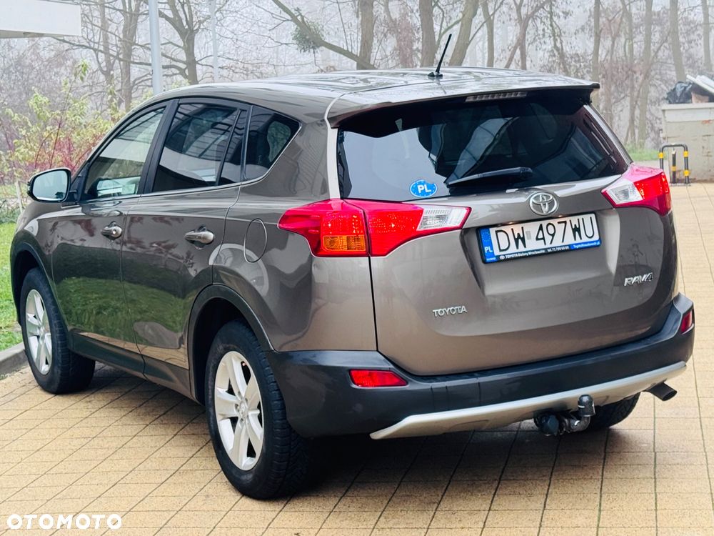Toyota RAV4 2.0 D-4D Premium 4x2 - 8